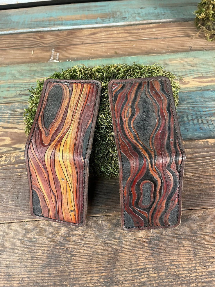 Hand - Carved Leather Bifold Wallet with Woodgrain Design – Natural Tones - Lotus Leather