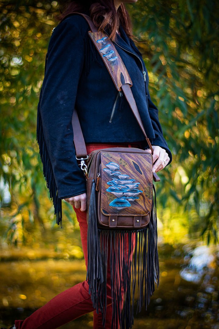 Montana West 100% Genuine Leather Hand Tooled Fringe Saddle Bag – Cowgirl  Wear